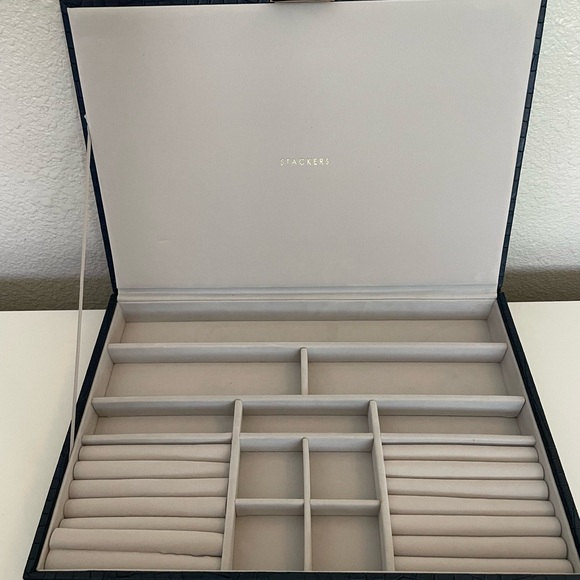 Stackers Jewelry Box - Picture 2 of 7